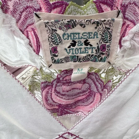 Floral Embroidered White Dress Chelsea & Violet M Sundress Boho Hippie Appliqué - Picture 3 of 5